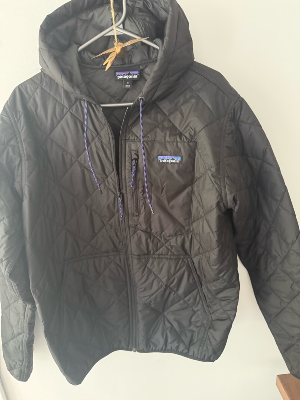 Patagonia Black Quilted Men Jacket with Purple Accents